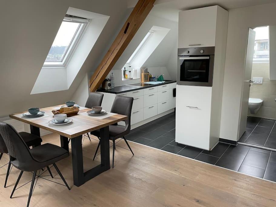 Gemuetliche & Zentrale Wohnung In Der Stadt Zuerich Экстерьер фото